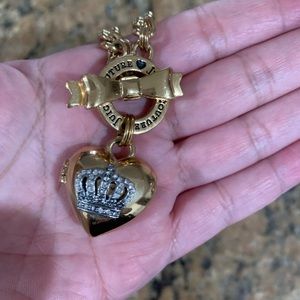 Juicy couture choker necklace